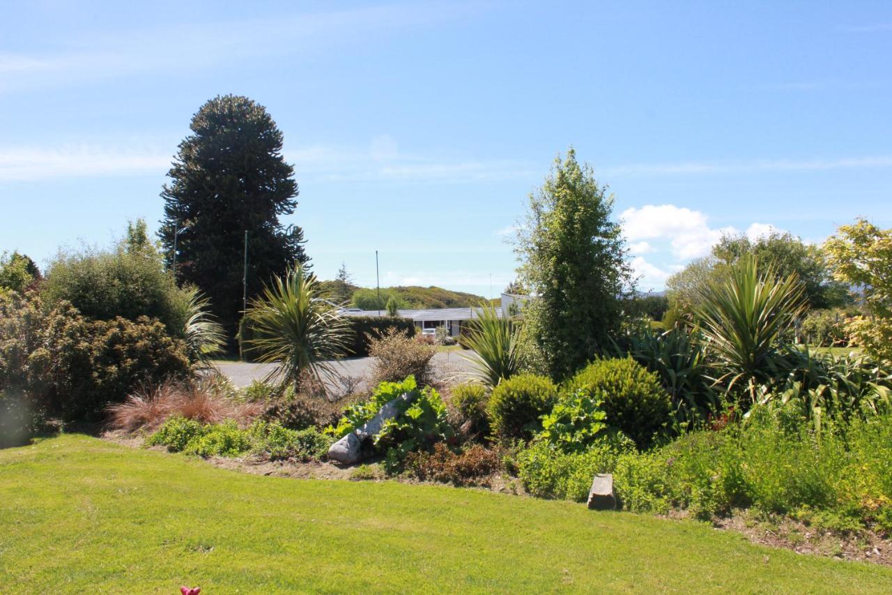 Last Light Lodge Tuatapere Exterior foto